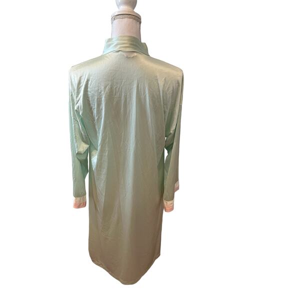Vintage 70s Vanity Fair Mint Green Silky Satin Dressing Robe - Picture 5 of 6